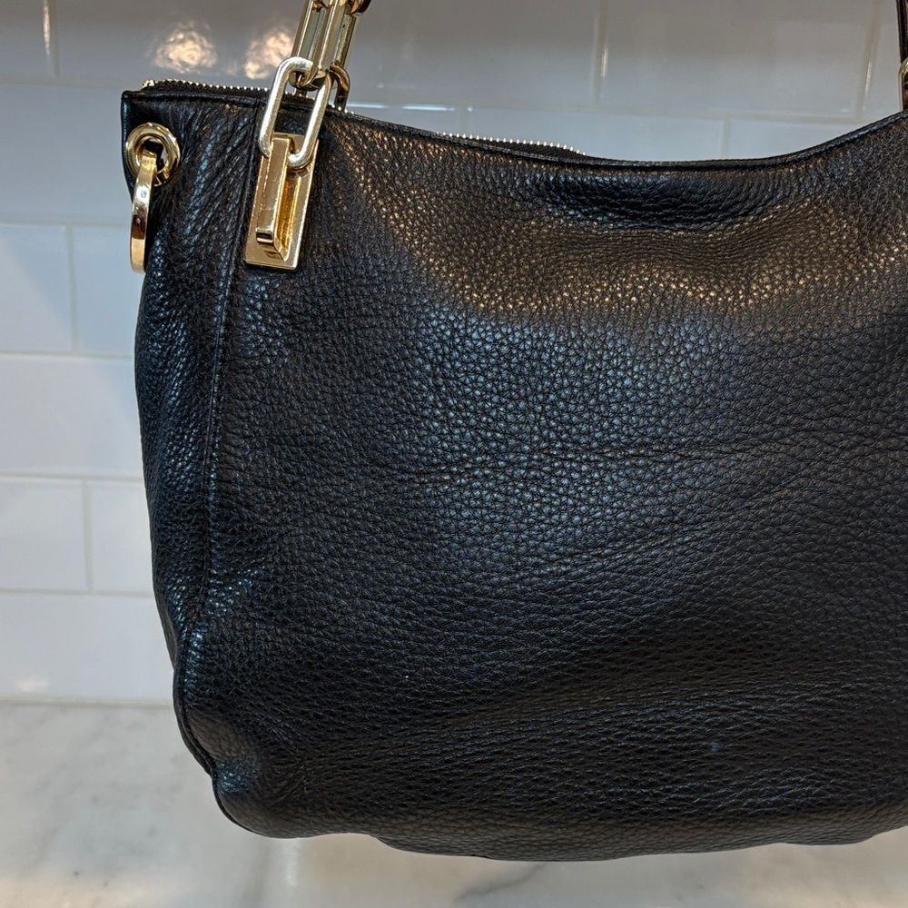 Michael Kors Black Pebbled Leather Shoulder Bag with Gold Hardware - Picture 4 of 16